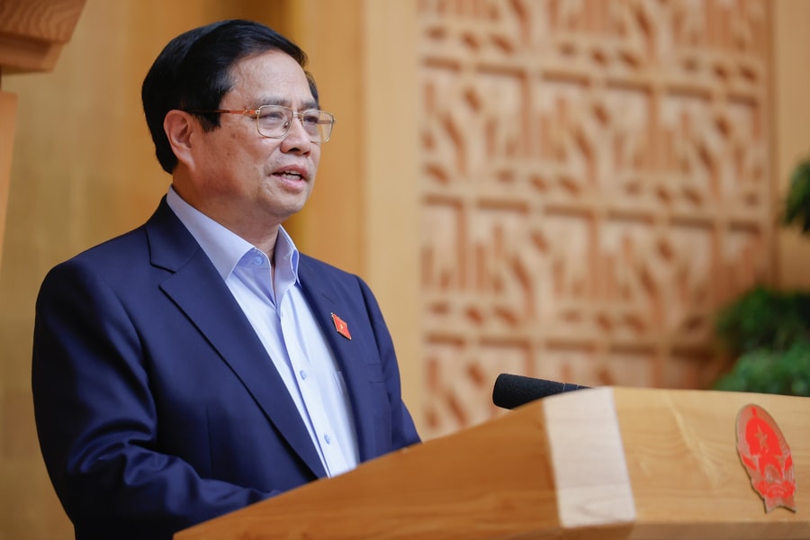 Thủ tướng: Khẩn trương bố trí đủ kinh phí, chi trả cho người nghỉ việc 'càng sớm càng tốt'