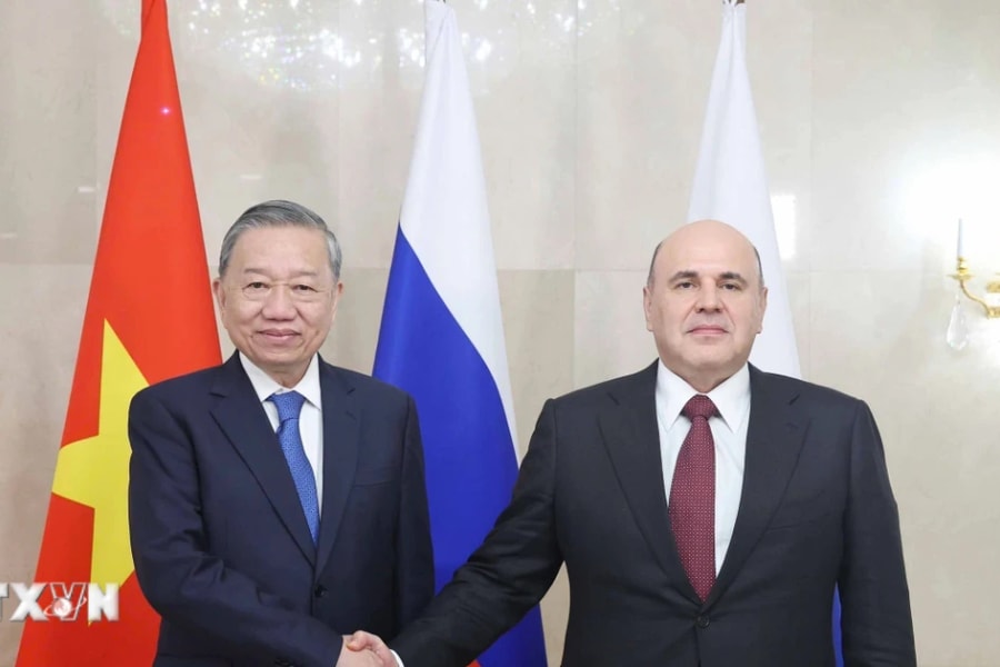 Việt Nam đặc biệt coi trọng quan hệ hữu nghị truyền thống với Liên bang Nga