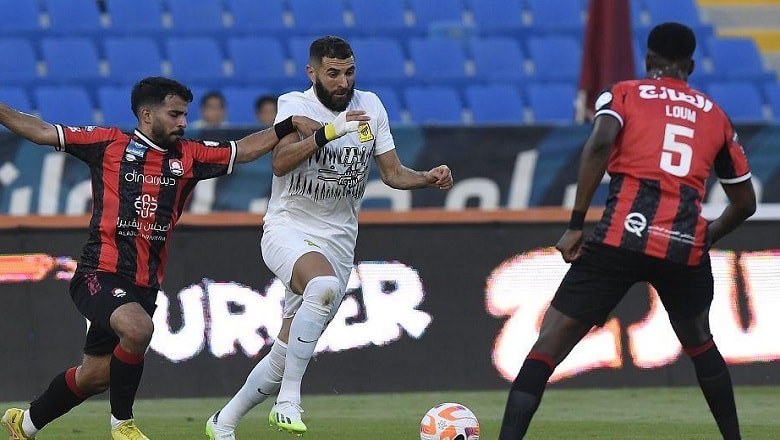 Nhận định, dự đoán Al Raed vs Al Ittihad: Benzema nổ súng, tân vương lộ diện
