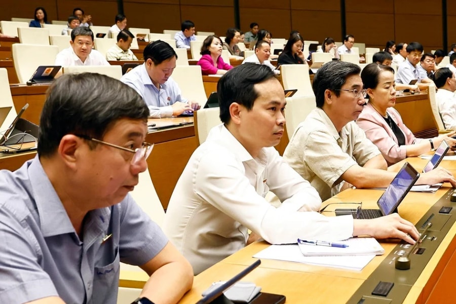 Chốt 44.000 tỷ đồng trả chế độ cán bộ nghỉ việc; 6.623 tỷ để miễn học phí