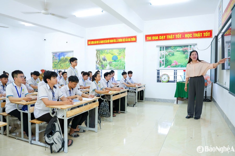 Hồ sơ đăng ký vào lớp 10 ở Nghệ An có nhiều biến động bất ngờ