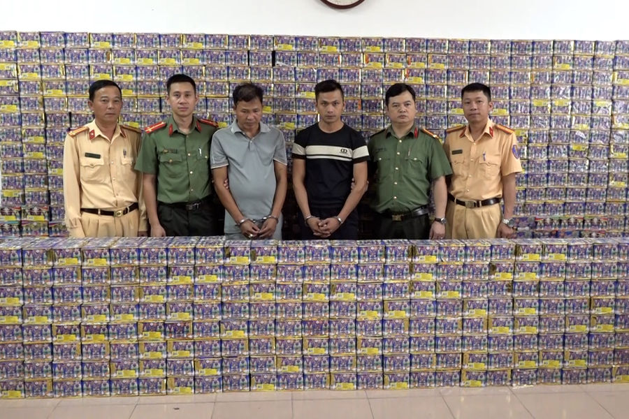 Video: Nghệ An triệt phá đường dây buôn bán pháo nổ xuyên quốc gia