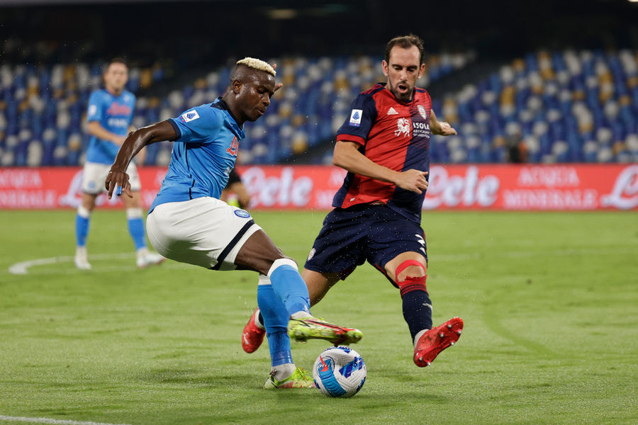 Nhận định, dự đoán Napoli vs Cagliari: Vượt ải cuối trong giông bão