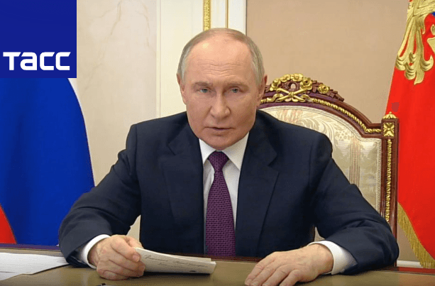 Tổng thống Putin quyết định tạo vùng đệm dọc biên giới với Ukraine