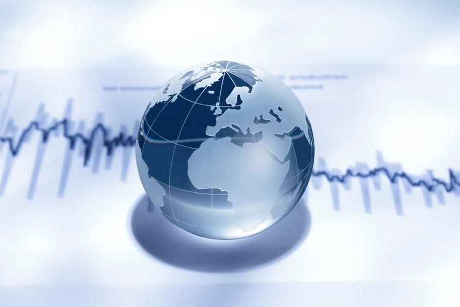 Tổng hợp kinh tế đêm 28/5 rạng sáng 29/5: Giá vàng tăng nhẹ nhờ căng thẳng Nga–Ukraine, nhưng đà phục hồi bị kìm hãm bởi triển vọng thương mại Mỹ–EU