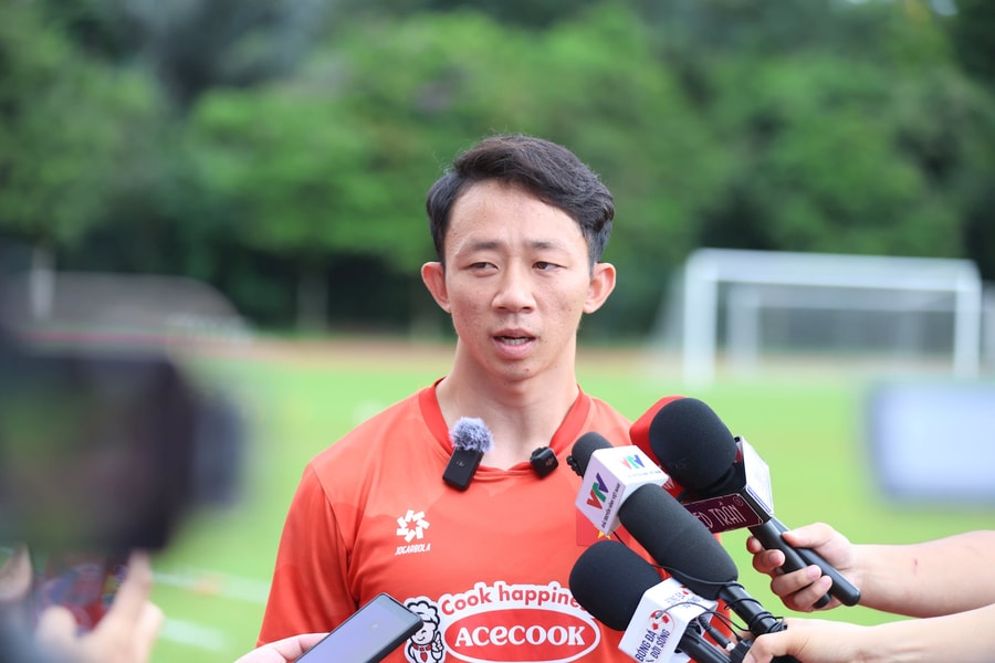 Tiền vệ Châu Ngọc Quang: 'Tuyển Việt Nam đã sẵn sàng đối đầu dàn cầu thủ nhập tịch của Malaysia'