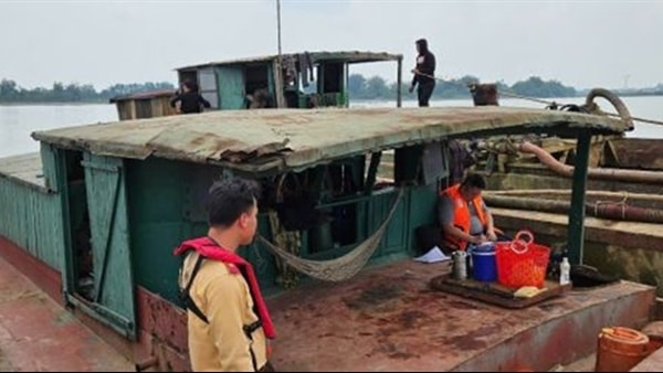 Khởi tố vụ án ‘cát tặc’ mua hóa đơn khống, thu lợi hơn 5 tỷ đồng