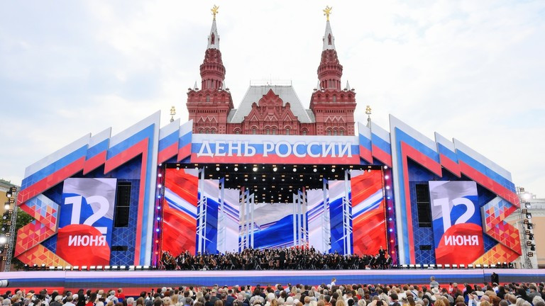 Điện Kremlin hoan nghênh thông điệp Ngày nước Nga của Mỹ là 'rất tích cực'