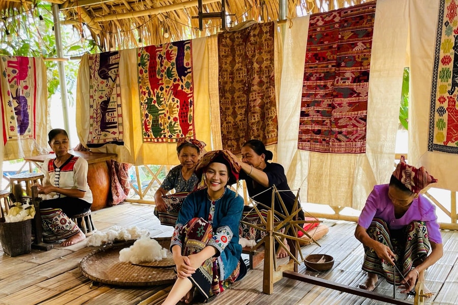 Cơ hội lớn cho nghề dệt thổ cẩm của đồng bào Thái Nghệ An