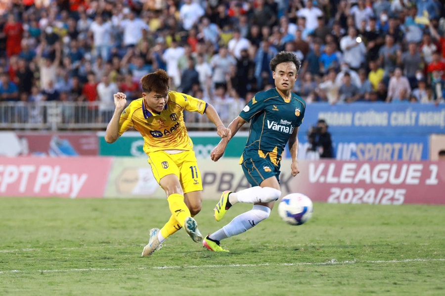 Thay đổi người hợp lý giúp Sông Lam Nghệ An lật lại thế cờ