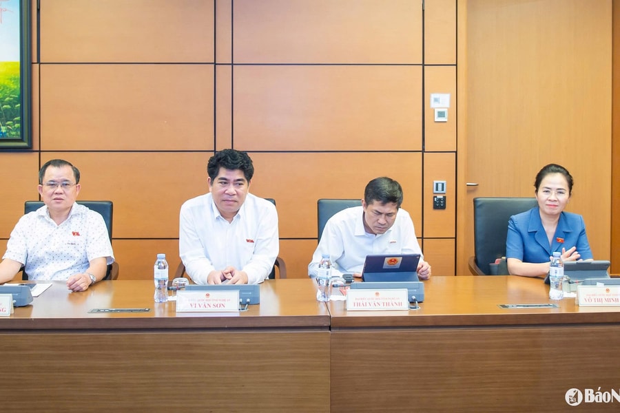 Quốc hội thảo luận cơ chế xử lý khó khăn, vướng mắc do quy định của pháp luật