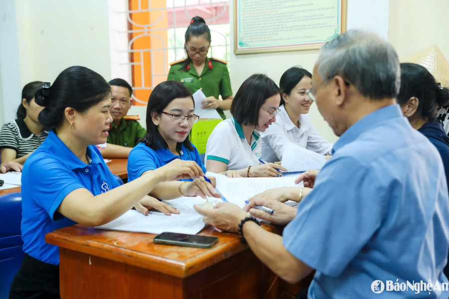 Bảo hiểm xã hội Việt Nam tăng cường quản lý công tác chi trả, bảo đảm quyền lợi người hưởng lương hưu, trợ cấp bảo hiểm xã hội