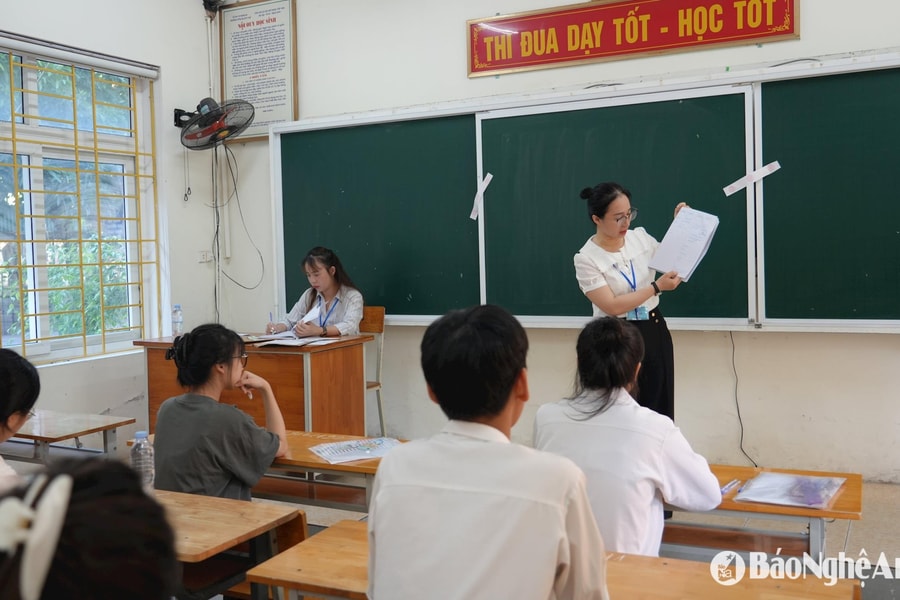 Thí sinh thi môn xã hội ở Nghệ An 'áp đảo' trong buổi thi cuối cùng