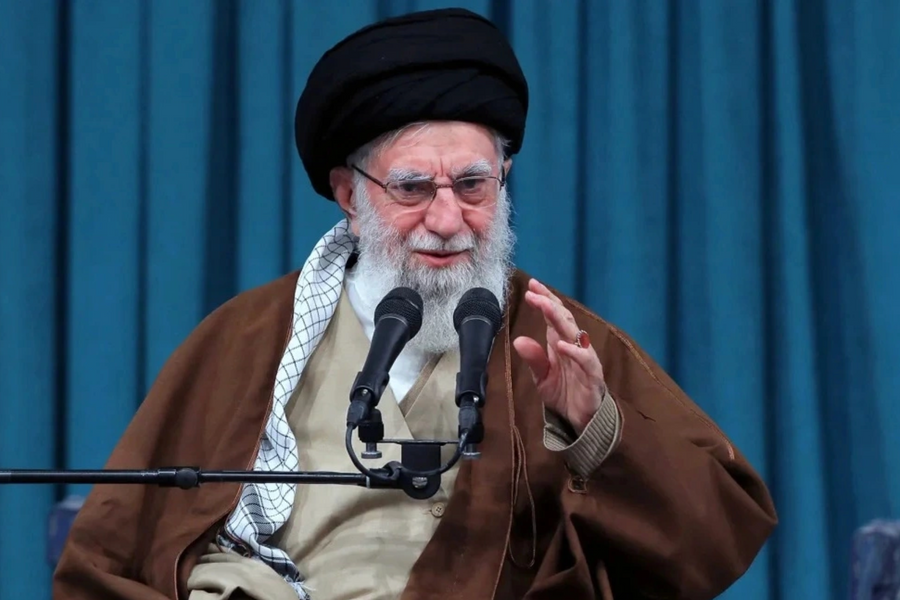 Iran yêu cầu Mỹ bỏ giọng điệu thiếu tôn trọng với Lãnh tụ tối cao