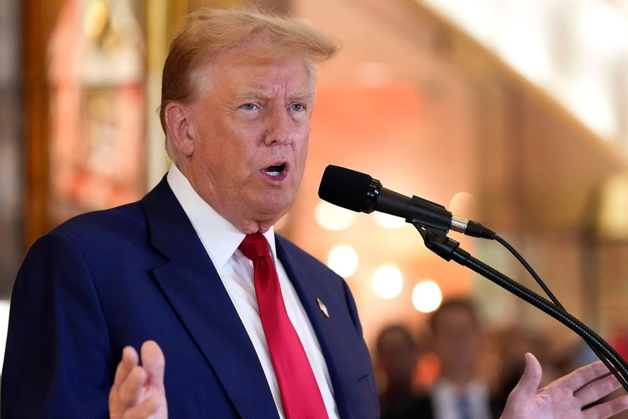 12 quốc gia sẽ nhận thư áp thuế từ ông Trump vào thứ 2