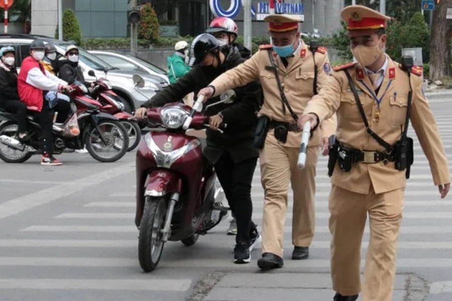 Kể từ tháng 7/2025: Vợ chồng mượn xe của nhau để di chuyển phải chuẩn bị giấy tờ sau để tránh rắc rối