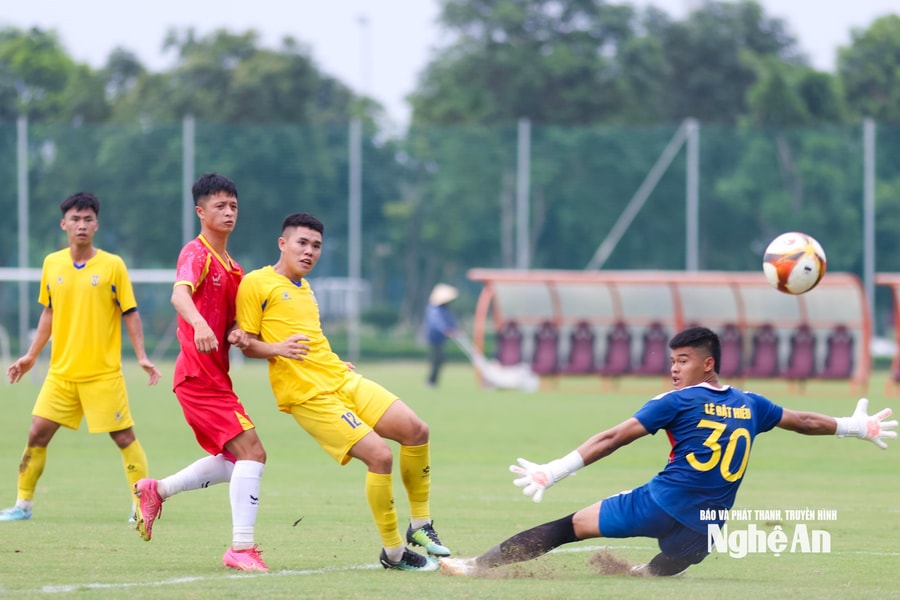 Hòa U21 Đông Á Thanh Hóa, U21 Sông Lam Nghệ An rộng cửa vào vòng chung kết Giải U21 Quốc gia