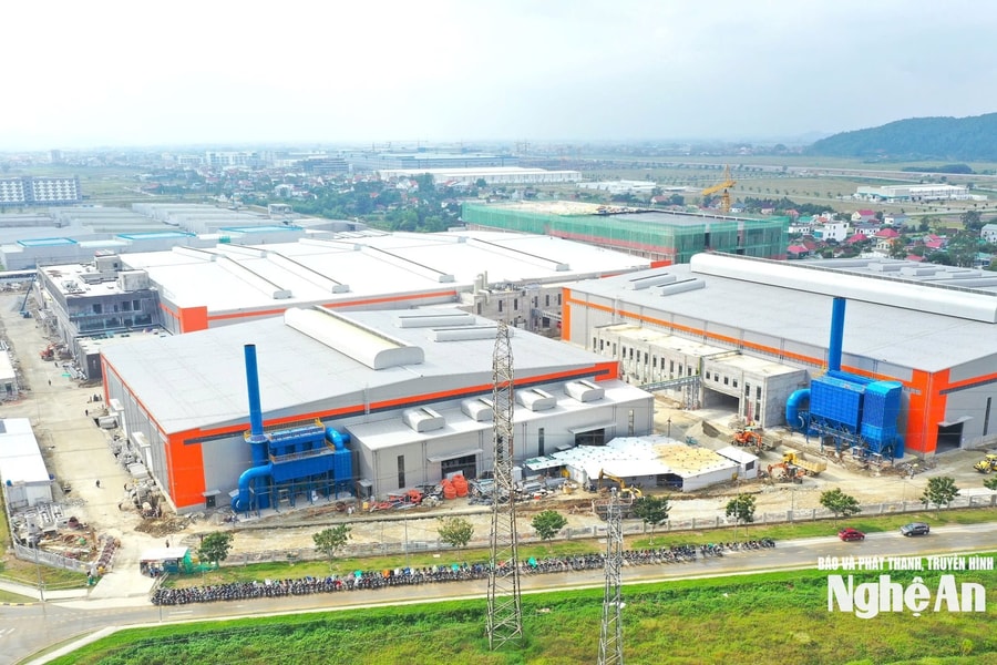 Nghe An's industrial production index rises nearly 15% in first half of 2025
