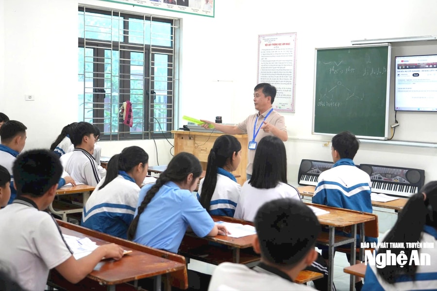 Nghệ An đề xuất quy định rõ thẩm quyền điều động giáo viên nhằm giải quyết bài toán thừa - thiếu cục bộ