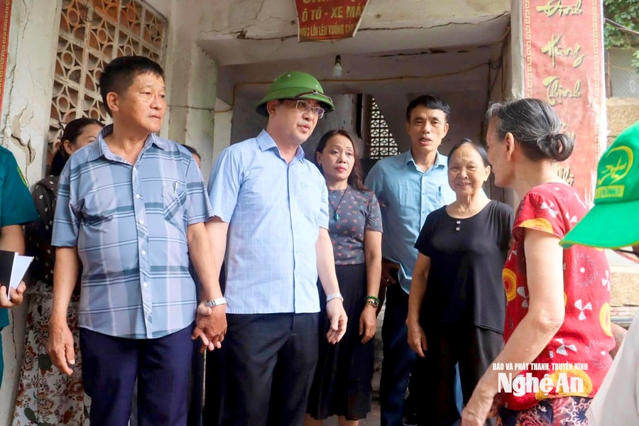 'Không chủ quan, không bị động': Các phường của Nghệ An kích hoạt phương án phòng chống, sẵn sàng ứng phó bão số 3