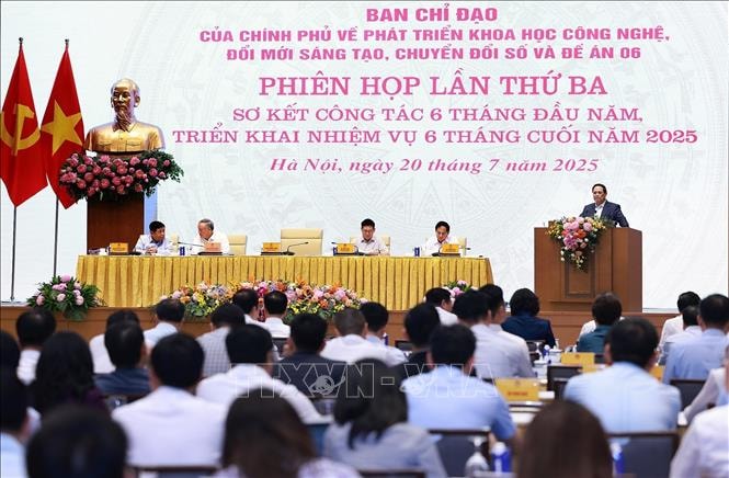 Thủ tướng Phạm Minh Chính: Khoa học, công nghệ phải phục vụ đắc lực vận hành bộ máy và mục tiêu tăng trưởng