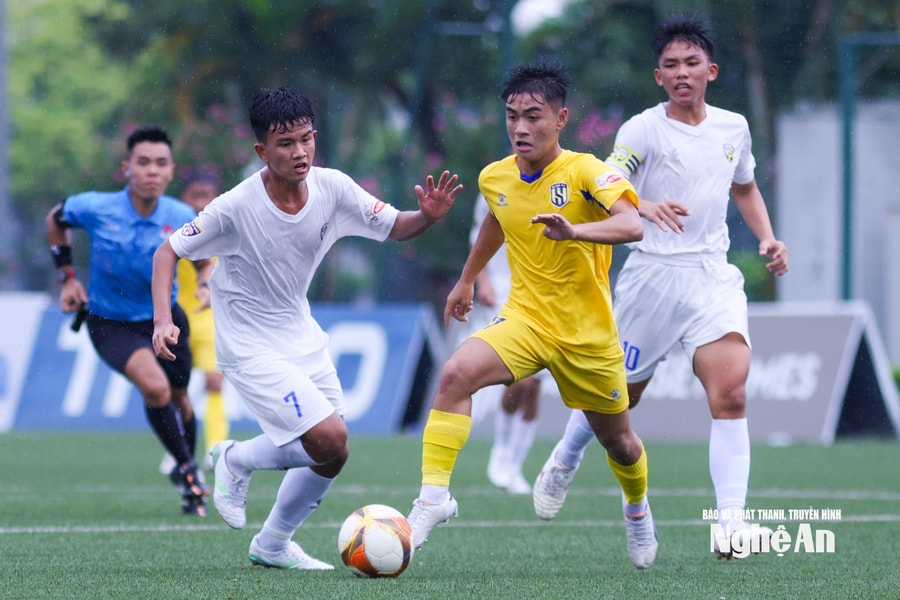 U15 Sông Lam Nghệ An giành chiến thắng tưng bừng trước U15 An Giang trong ngày ra quân VCK U15 Quốc gia 2025