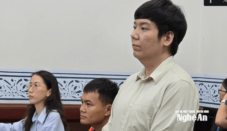 Thua bạc, người đàn ông Hàn Quốc trộm 100.000 USD của bạn