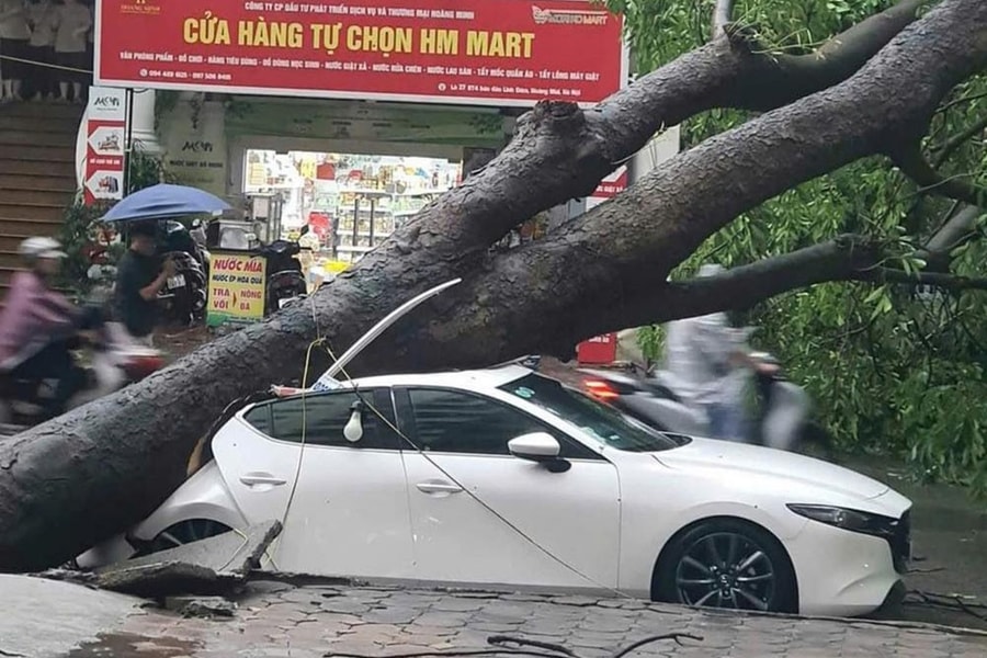 Bảo hiểm ô tô hư hỏng do bão lũ được bồi thường thế nào?