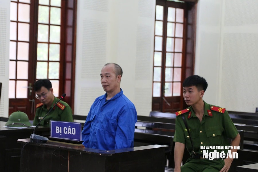 Ra tù chưa được một năm đã ôm ma túy vượt rừng, người đàn ông từng 5 lần phạm tội khép chặt cánh cửa trở về