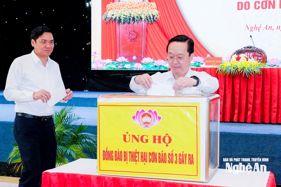 Nghe An leaders rally support for flood-stricken western communes