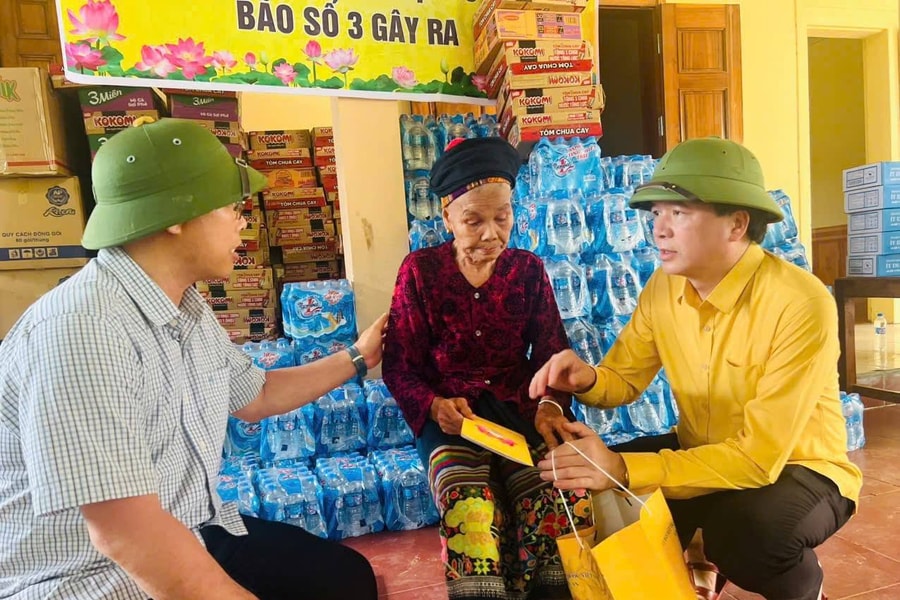 Nghệ An: Thông tin đầu mối tiếp nhận cứu trợ các xã bị thiệt hại nặng do bão số 3