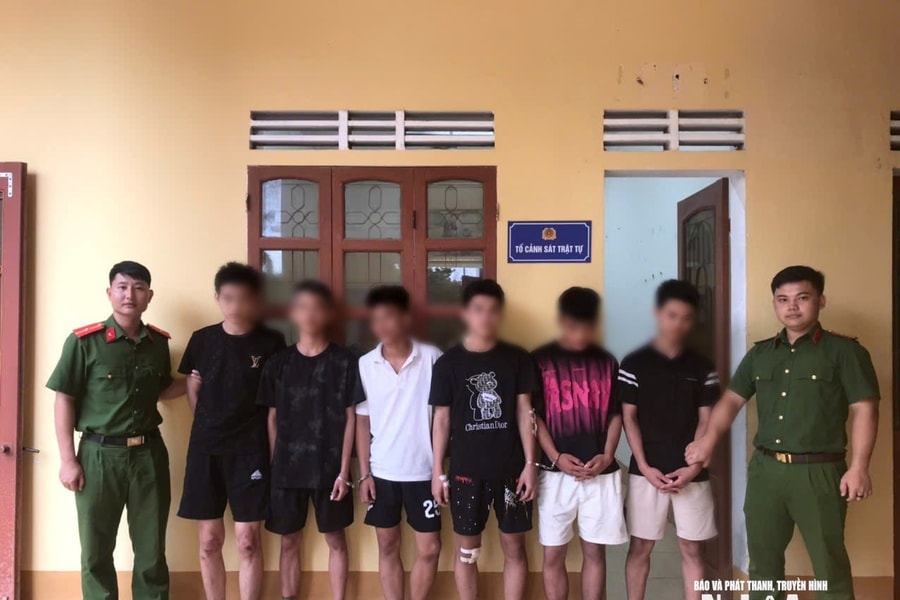 Nhóm 6 thanh, thiếu niên cầm gậy truy sát nhầm người giữa đêm, 3 nạn nhân nhập viện