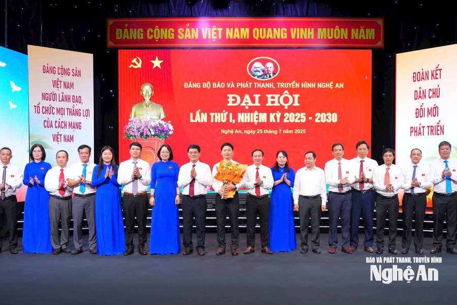 Bước chuẩn bị quan trọng cho Đại hội Đảng bộ các cơ quan Đảng tỉnh Nghệ An lần thứ I