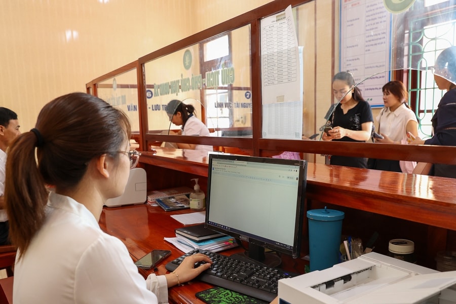 Bộ Nội vụ trả lời về thời gian tính chế độ tinh giản biên chế theo Nghị định 154