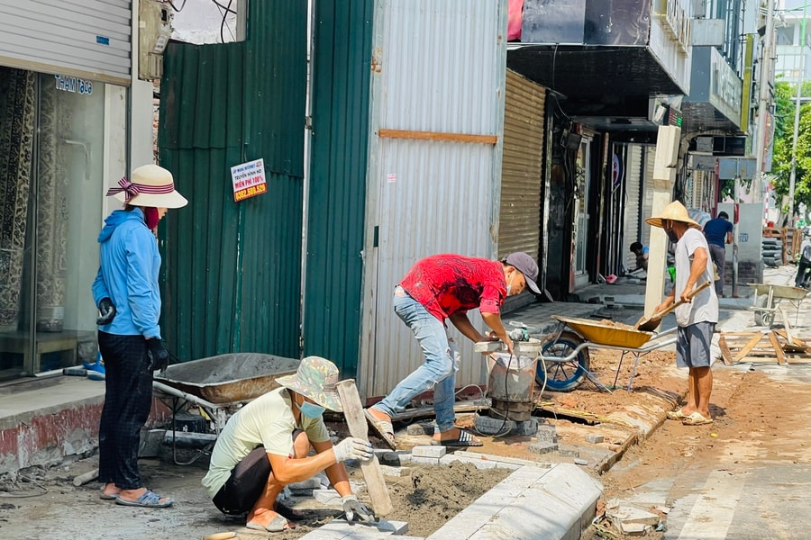 Tháng kỷ niệm CMT8 và Quốc khánh 2/9: Hà Nội dừng đào đường, vỉa hè đến ngày 5/9