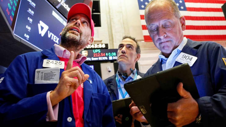 Lạm phát, việc làm, thuế quan: 3 mối lo lớn nhất của kinh tế Mỹ trong nửa cuối năm 2025