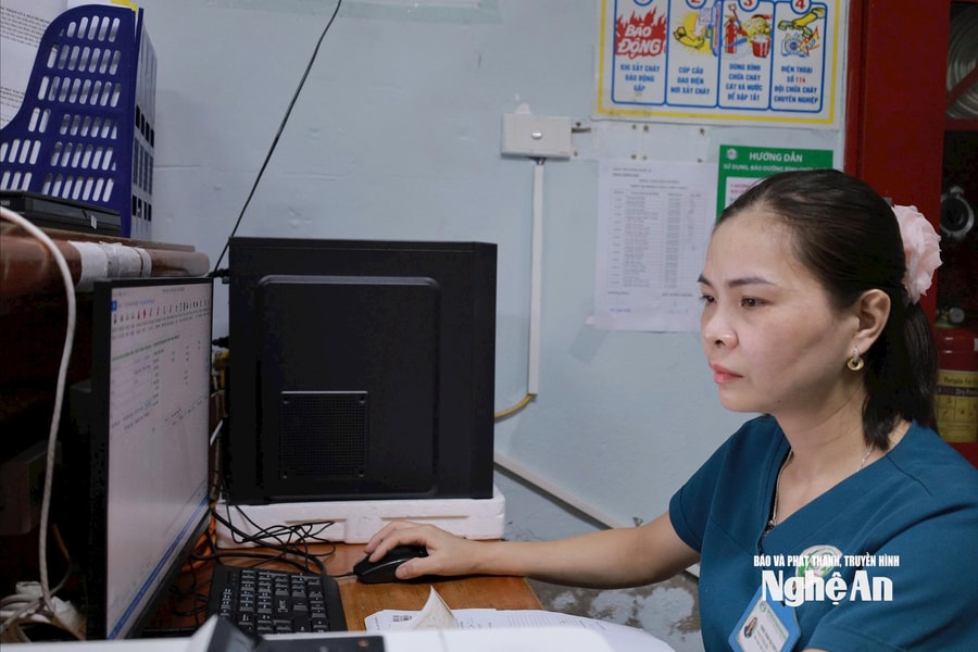 Cú ép tim thần tốc của nữ điều dưỡng Nghệ An cứu sống du khách bị ngừng tim giữa phố cổ Hoa Lư