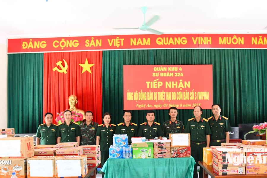 Sư đoàn 324 (Quân khu 4) lan tỏa yêu thương hướng về đồng bào vùng lũ