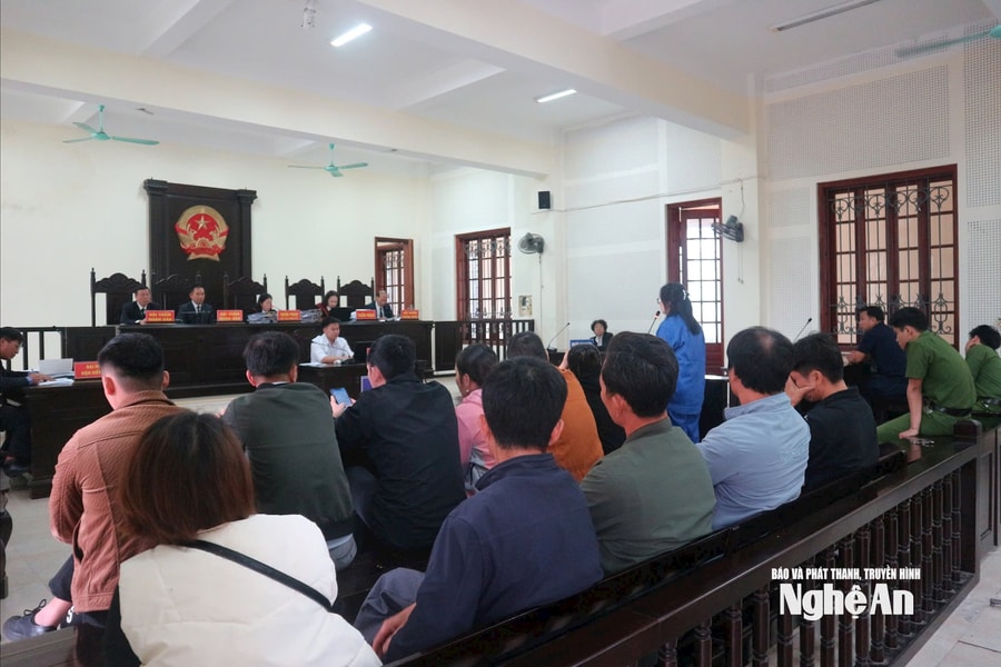 Ngày mai (11/8), TAND tỉnh Nghệ An xét xử sơ thẩm 37 bị cáo trong vụ án lừa đảo chiếm đoạt gần 9 tỷ đồng qua mạng từ Campuchia