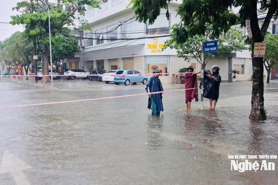 Nghệ An chủ động ứng phó với mưa lớn, lũ quét và sạt lở đất