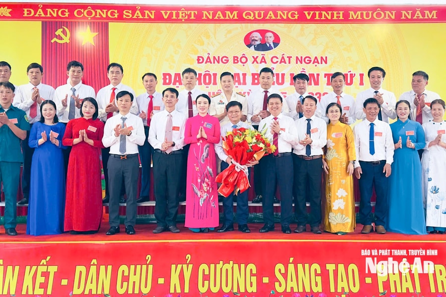 Xây dựng con người Cát Ngạn trí tuệ, bản lĩnh, năng động, đưa quê hương phát triển