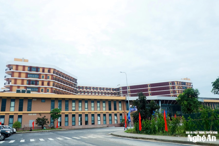 Tiến sĩ, bác sĩ Nguyễn Khánh Toàn - người được bệnh nhân ung thư gửi gắm tin yêu