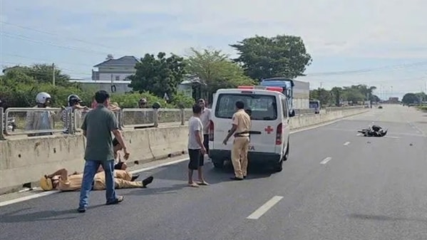 Khởi tố tội giết người đối với kẻ dùng xe đâm thẳng vào người CSGT