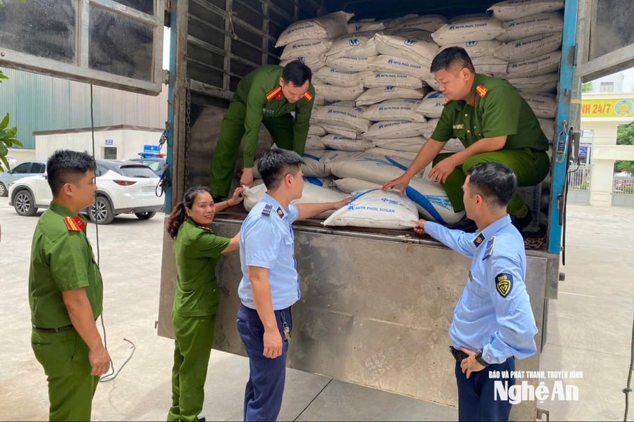 Lực lượng 389 Nghệ An phát hiện nhiều vụ vi phạm hàng giả, hàng nhái