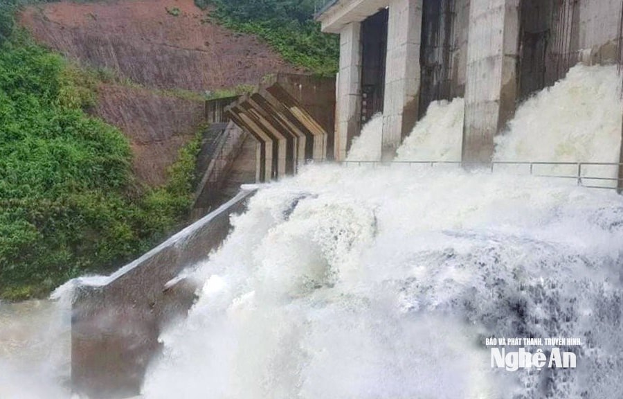 Từ 20h tối nay (24/8), vận hành xả nước các hồ chứa thủy điện Sông Quang và Bản Ang