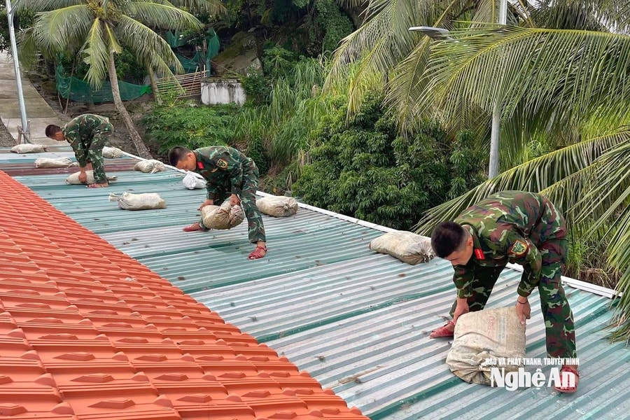 Tiểu đoàn Hỗn hợp đảo Mắt chủ động ứng phó với bão số 5 (bão Kajiki)