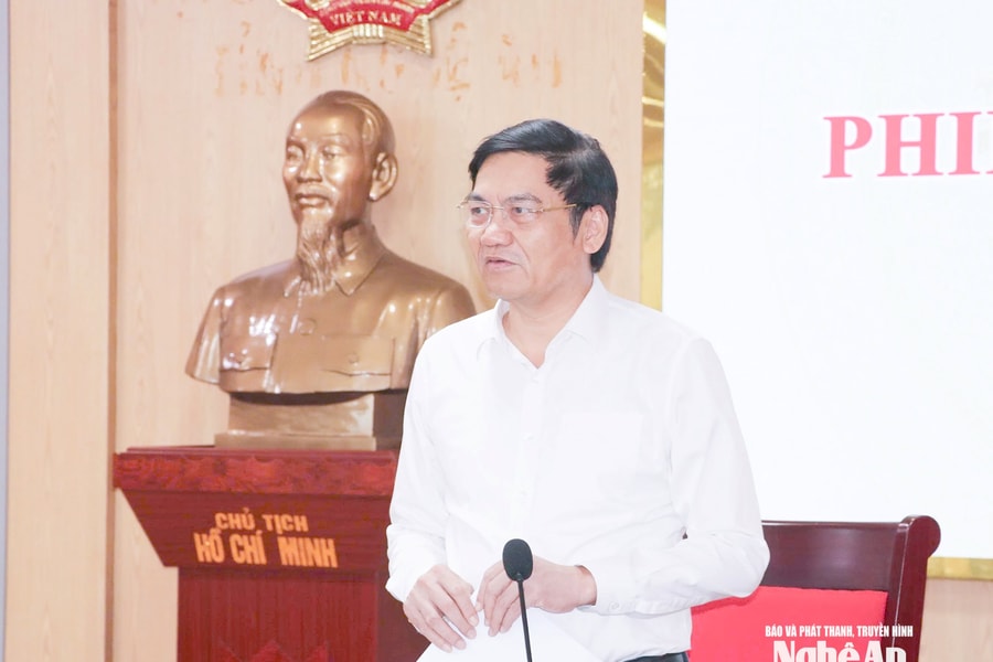 Chủ tịch HĐND tỉnh Nghệ An đề nghị rà soát, đảm bảo các khoản thu đầu năm học mới đúng quy định