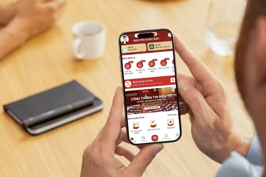 Hướng dẫn nhận 100.000 đồng ngày Quốc khánh 2/9 qua ngân hàng và VNeID