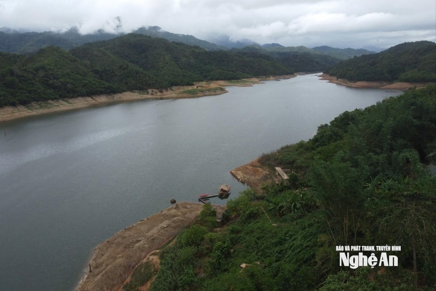 Vụ 4 thi thể trôi dạt ở lòng hồ thủy điện: Xã Thông Thụ sẽ làm việc với chính quyền địa phương của Lào