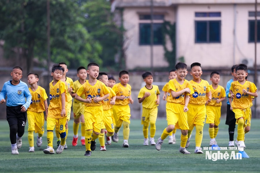 Bóng đá trẻ Sông Lam Nghệ An: 'Chấn chỉnh toàn diện để lấy lại vị thế lò đào tạo hàng đầu'